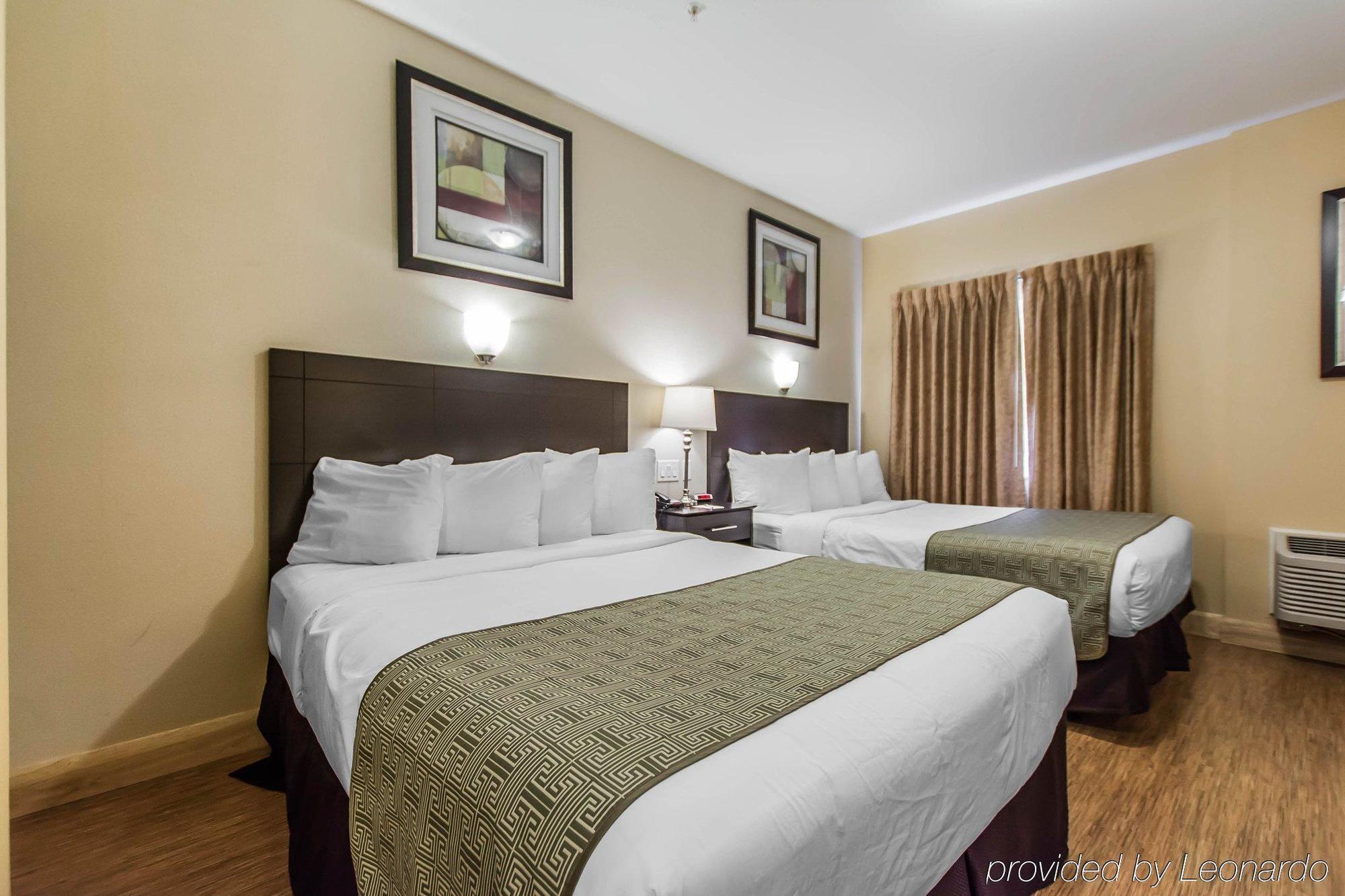 Quality Inn Монктон Экстерьер фото