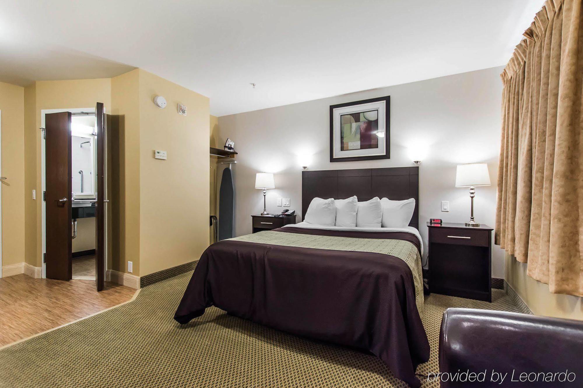 Quality Inn Монктон Экстерьер фото