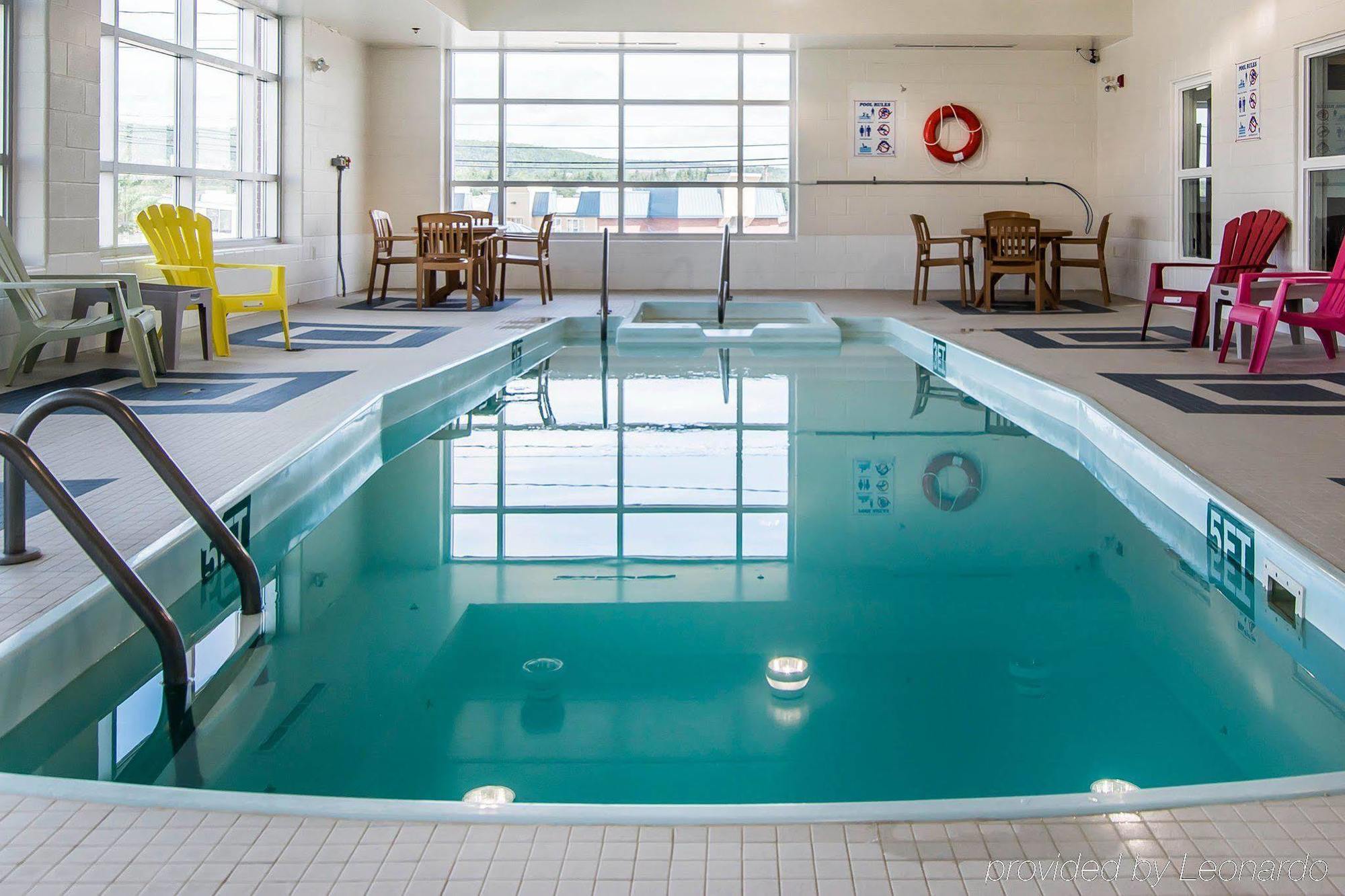 Quality Inn Монктон Экстерьер фото