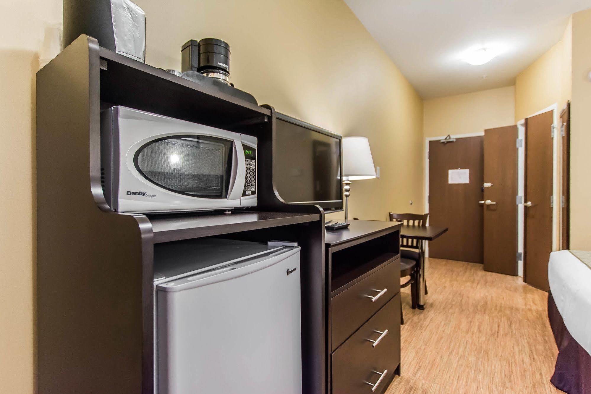 Quality Inn Монктон Экстерьер фото