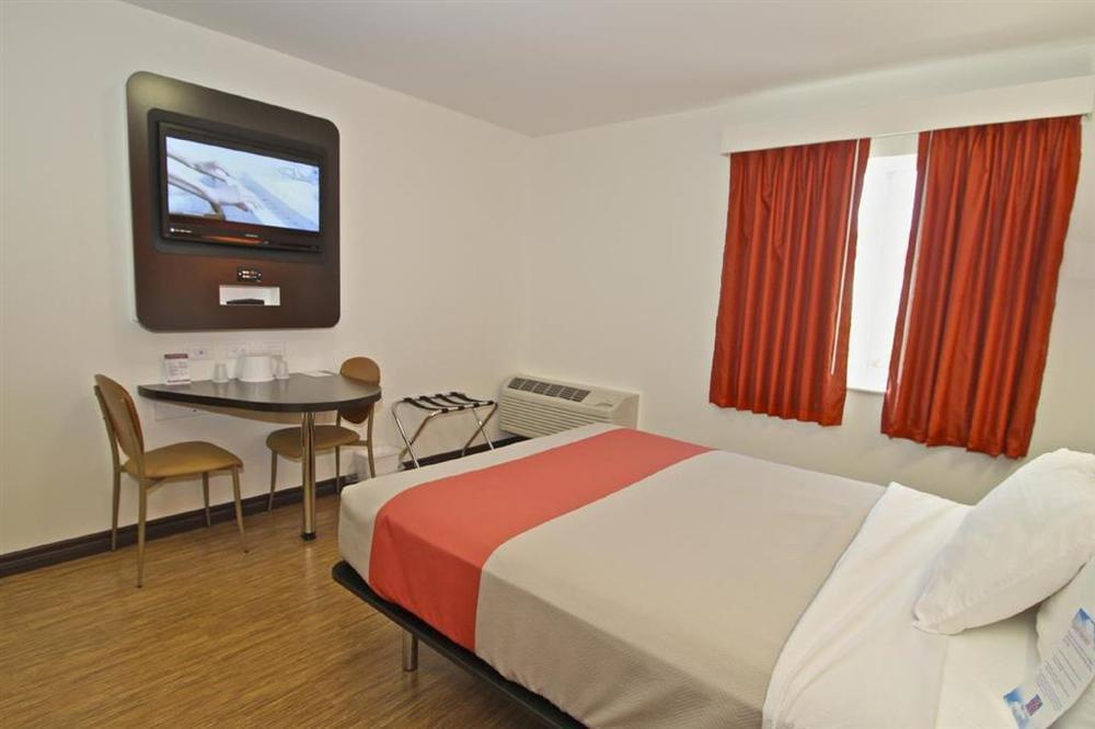 Quality Inn Монктон Номер фото